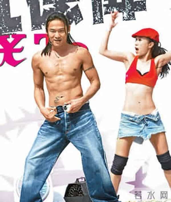 表面好男人、爱老婆,背地里嫖娼身败名裂,这8位男明星再难翻身