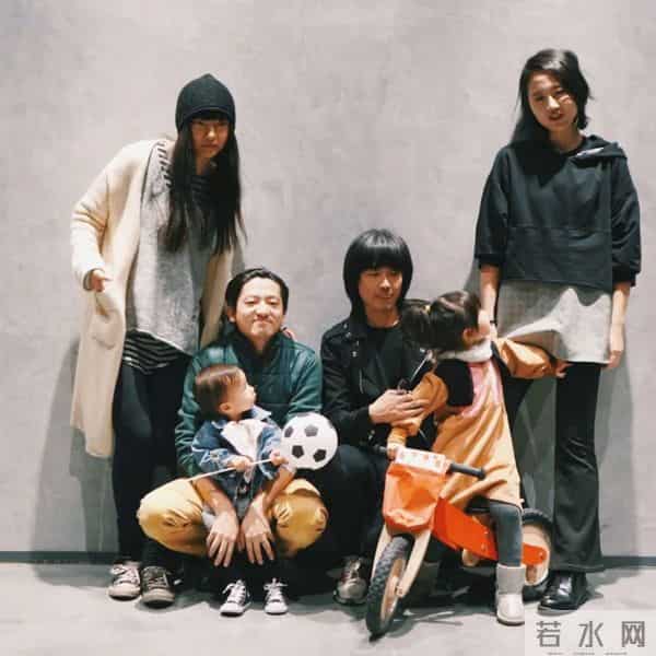 第一文青夫妻40岁了：结婚生子就是最浪漫的事