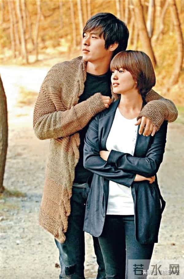 影后败给孙艺珍还看旧爱玄彬晒恩爱？宋慧乔曝缺席青龙奖红毯真相