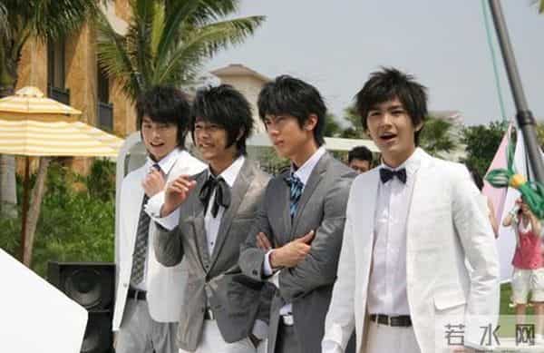 吴尊出道一年前隐婚，干嘛要15年后说出来遭骂？