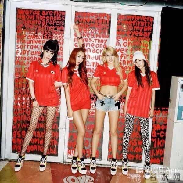 2NE1成军7周年 小姐姐们经典妆发造型编年史!