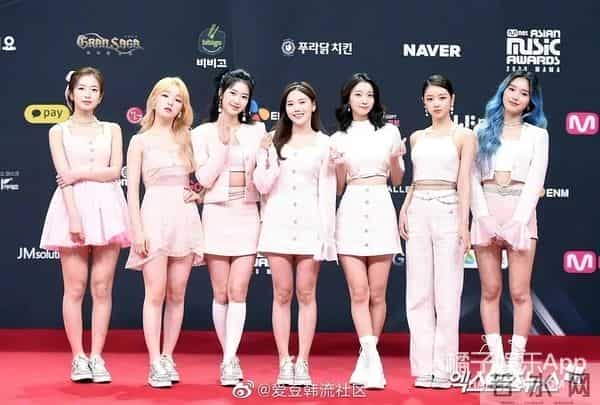 MAMA颁奖礼开场舞台神似煤气灶，特效拉胯，韩国人审美就这？