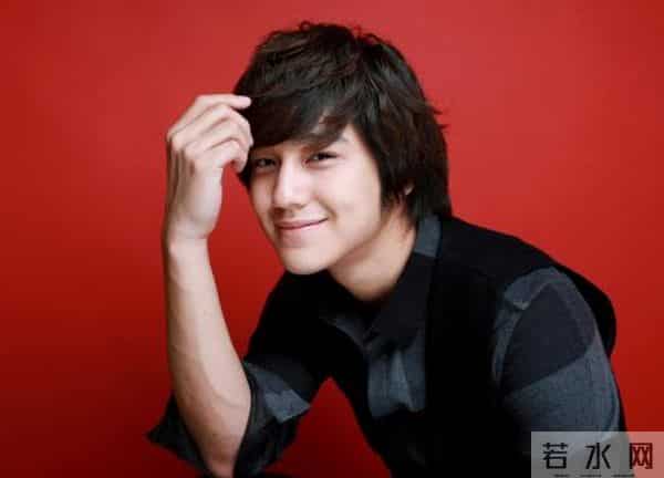 文根英为他公开恋爱，吴涟序与他苦恋1年分手，金范到底有多优秀