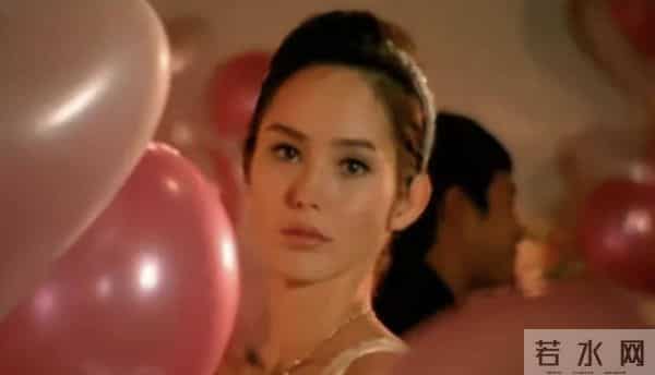 周杰伦MV变迁史:曾经美女如云,爱选中日清纯女星,如今演独角戏