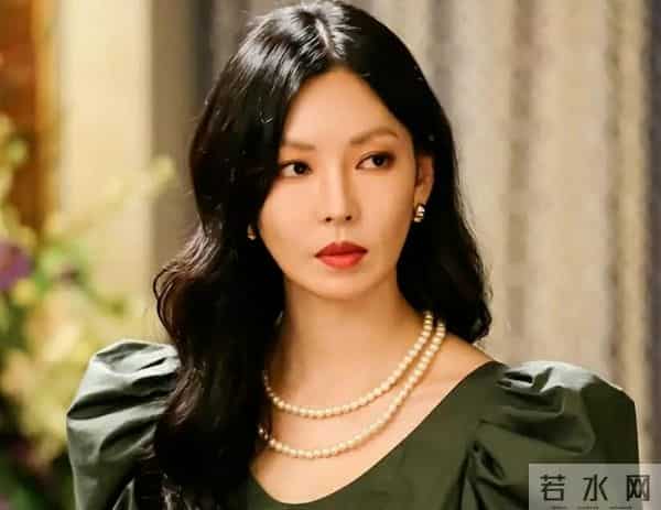 韩剧美人沉浮史，天生美人还是容颜依旧，后天美人却已判若两人