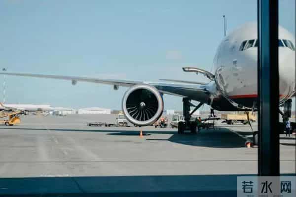 无语!4名中国粉丝为追星,导致300多名乘客重新安检……