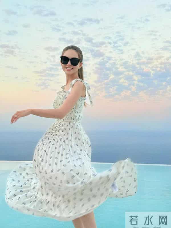 22岁嫁给大14岁的周杰伦,连生三胎的昆凌,没有你想的那么简单!