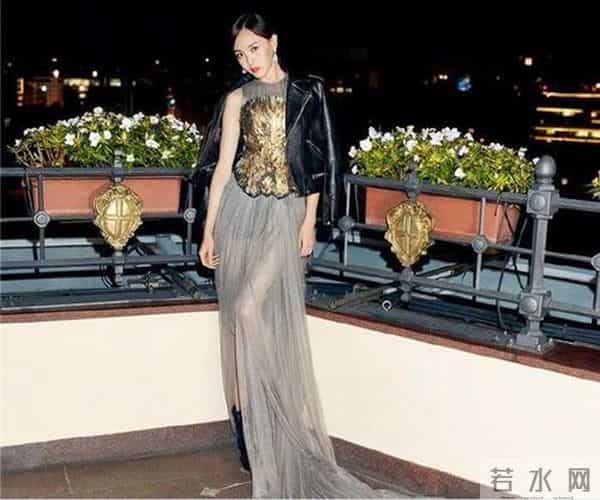 明星穿透视装，唐嫣显胸小，范冰冰最会穿，章子怡却走光！_0