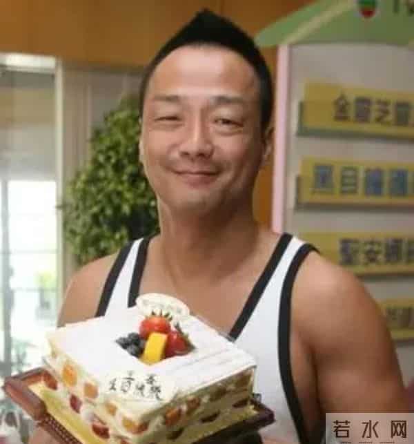 爆冷港独艺人移居有多窘迫:不敢挑拣租房漏电,王喜下场喜闻乐见