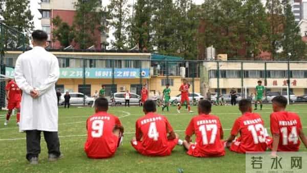 从雪域高原到杨浦滨江,新民晚报杯足球赛架起民族团结之桥