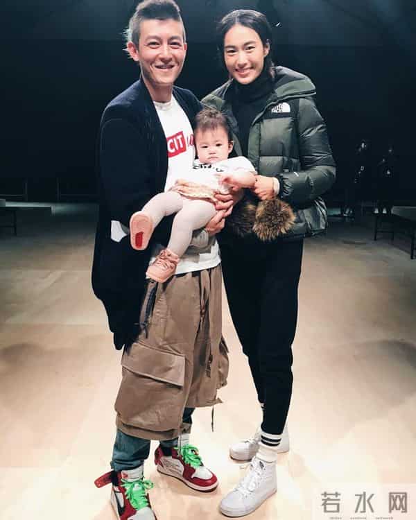 又搭多金男!谢芷蕙称9年换4男友,曾在16岁和陈冠希一吻爆红