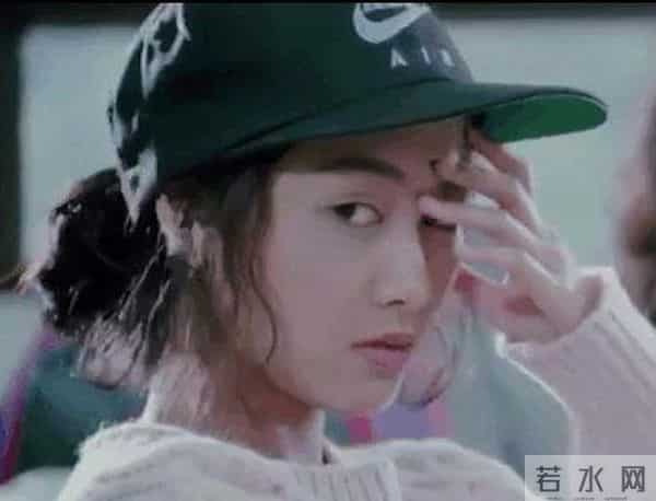 朱茵捉奸他、张敏看不懂他、黄圣依告他，为何林允独受星爷宠爱？