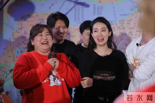 女孩帮女孩也靠谱，7对胜似亲人的好姐妹，放弃名利都不丢下彼此