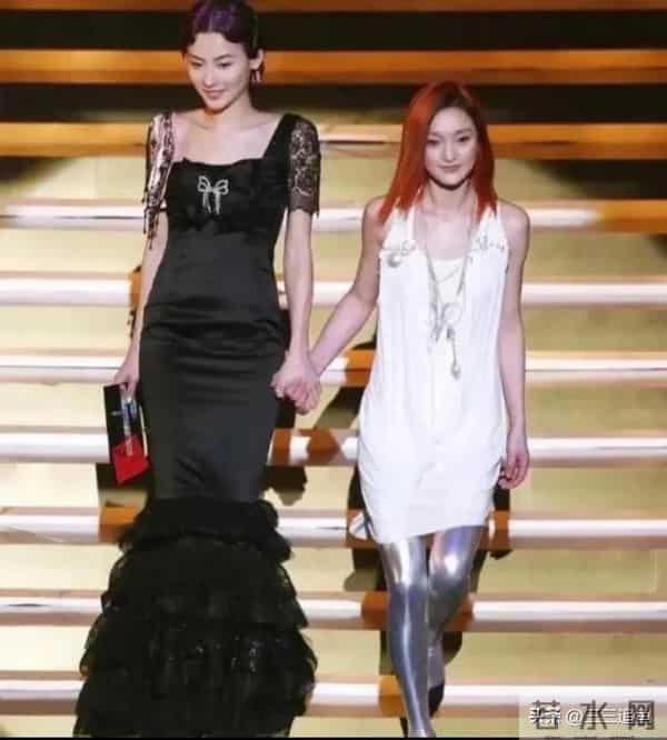 2010年，张柏芝挺着大孕肚，四肢纤细胖到180斤，依旧美的不像话