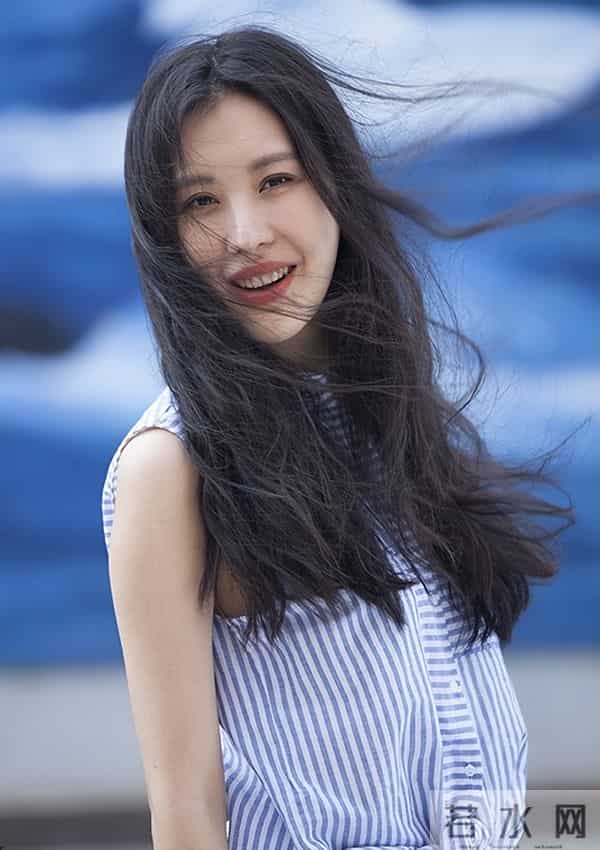 "鸠占鹊巢"田朴珺:肉搏梁朝伟,抱汤臣太子金大腿,嫁王石当阔太