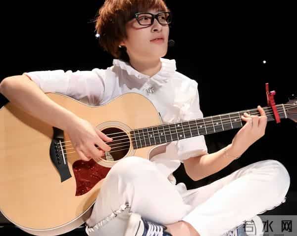 曾轶可:把导师给气离场,凭一首《狮子座》走红,借“炒作”大火