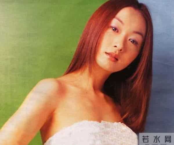 被造黄谣20年,51岁的她“官宣结婚”打脸全网:别来评价姐的人生