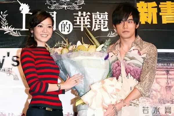 22岁嫁给大14岁的周杰伦,连生三胎的昆凌,没有你想的那么简单!