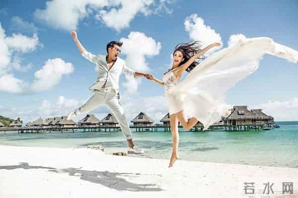 盘点娱乐圈十对明星夫妇虐狗婚纱照 最幸福的竟然是他们？