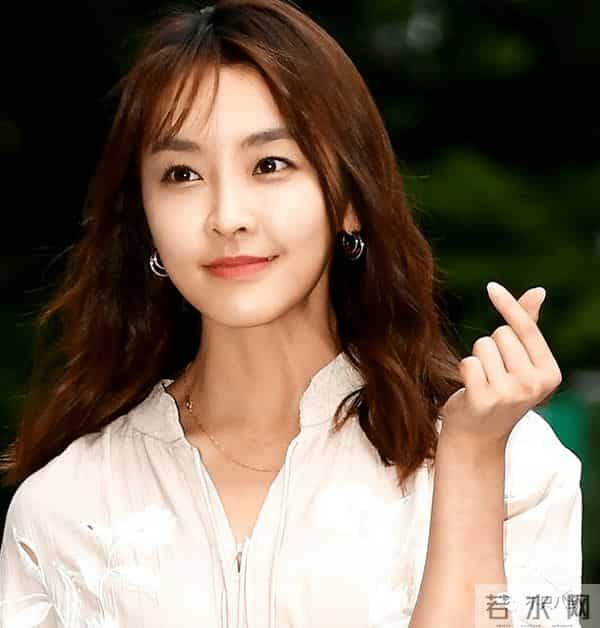 原本不被看好的一对,居然要结婚了?