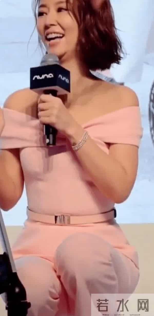 林心如陷入凸点疑云，下面几位女星更夸张，网友直呼扛不住。