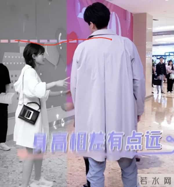 难怪电视里只有上半身,镜头下移后,是不能看的尴尬全景