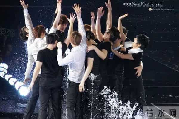 12年前死里逃生,SM男idol再聊车祸:昏迷四天,肋骨插进肺部