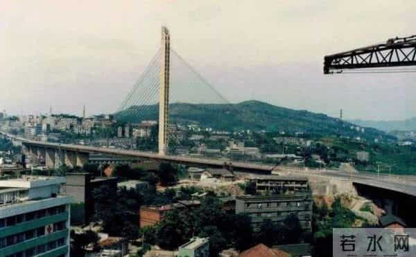 “水下闭气”2小时的李一道长,被拆穿后去美国,混不下去又回国