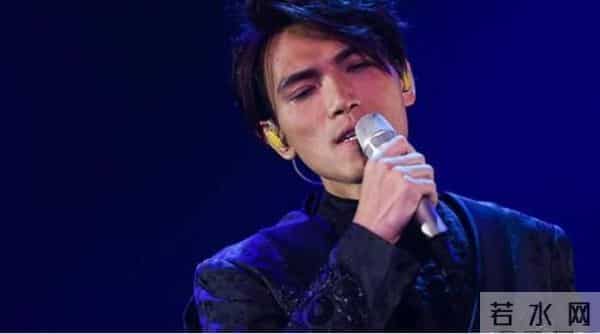 台星杨宗纬定居厦门乡村地带，自曝租金便宜，200平豪宅月租仅3千