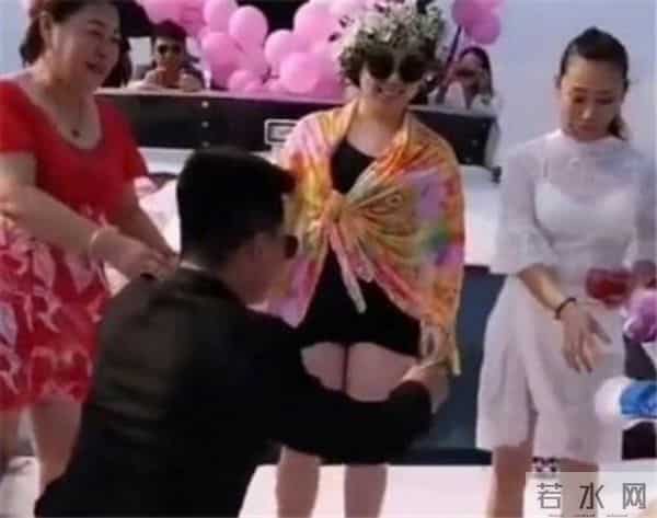 一手好牌打得稀烂!深扒丫蛋、赵本山的恩怨始末