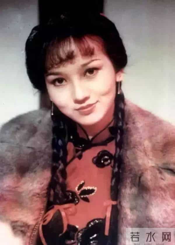 赵雅芝的杂乱情史,和黄锦燊人前恩爱的背后,很是醉人