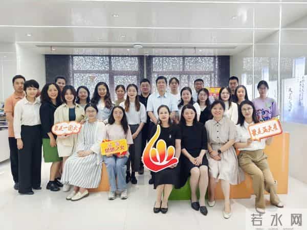 奋勇争先实干家｜“魔法校长”“数智学谷”和“科创部落”