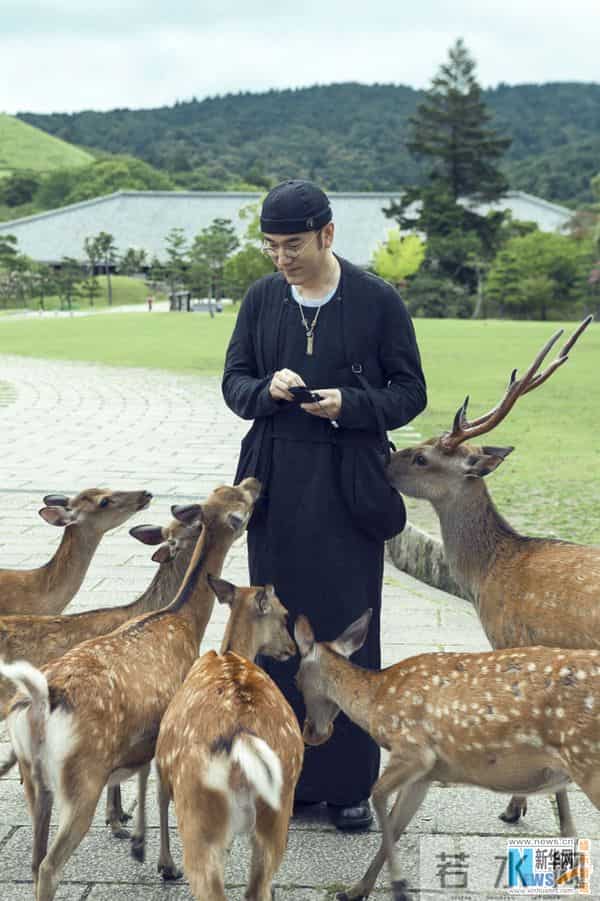 林依轮禅意写真出炉 网友调侃:可算正常一回