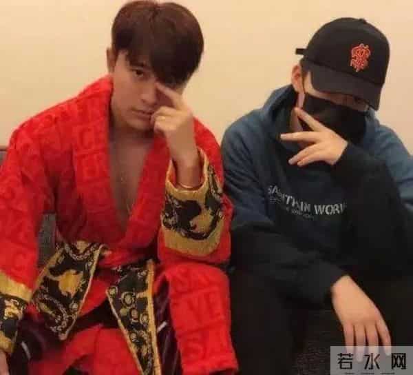 李小璐的堕落史，她的故事远比你想得“更毁三观”