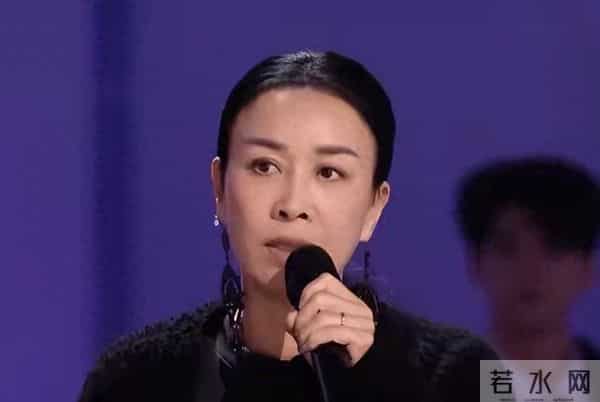 万人唾弃又如何？那英的现状，给所有50岁以上女性提了个醒！