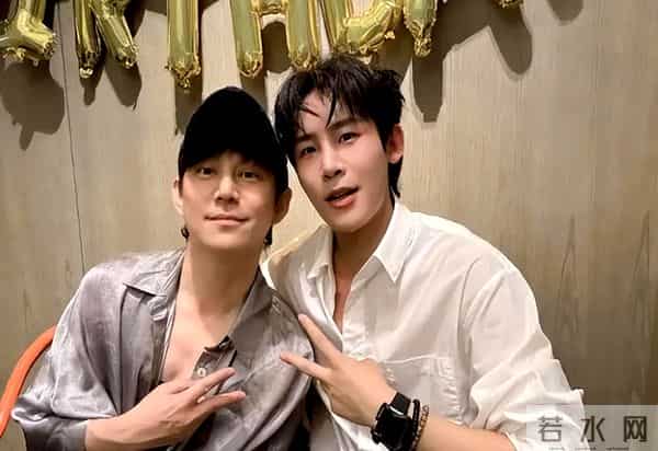 51岁无妻无子、半退休,看老好人何炅的现状,尴尬处境藏不住了