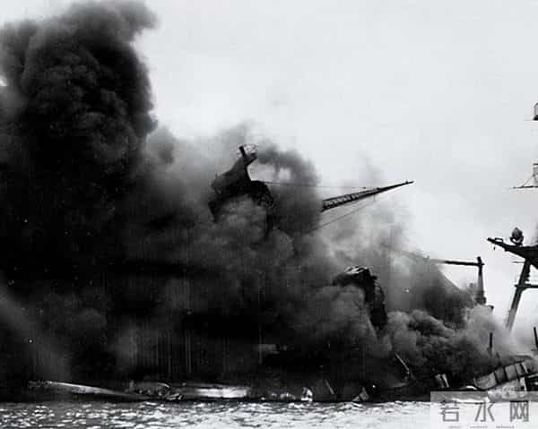 她是军统中唯一的女将军，长相甜美活到98岁，孙女更是家喻户晓