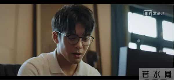 豆瓣8.3,无流量、无噱头,《终极笔记》凭什么口碑双收?