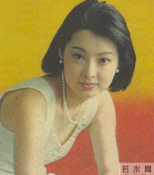 袁立:三婚两离,50岁还没孩子,受伤之后才明白还是中国男人好