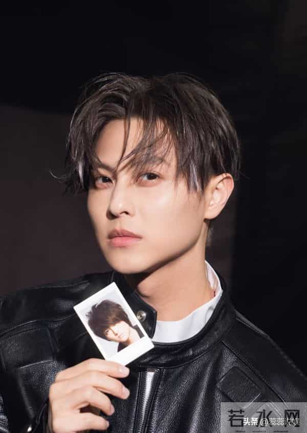 棒棒糖王子全面停工！从亚运会代言人到插足者，一手好牌打太烂了