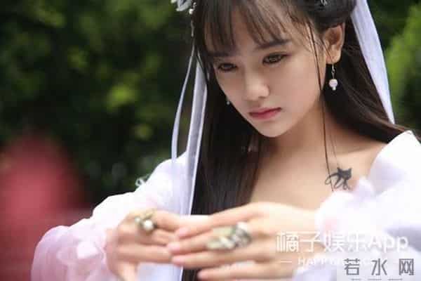 还记得古早网红南笙吗?她的脸这是do了吗?