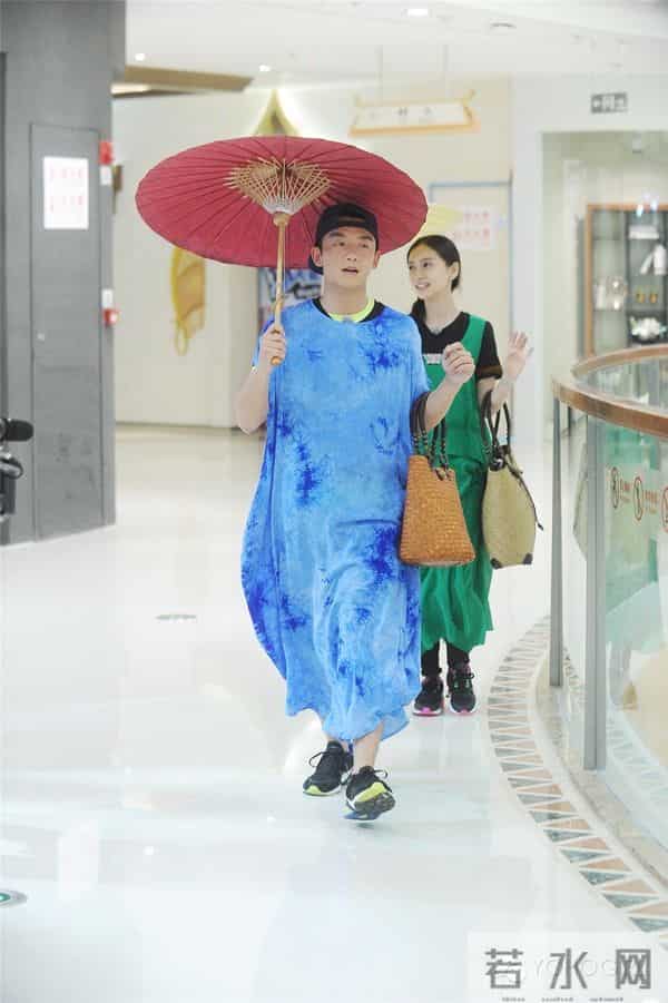 肌肉男神Rain跑男秀身材，逗趣上演最炫民族风