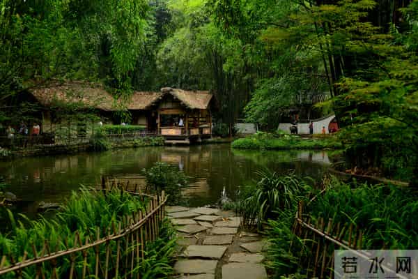 上联：三星白兰地；下联：五月黄梅天 100个无情对，超有趣对联