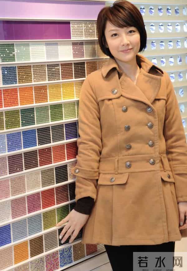 43岁知名港星退圈后转战金融圈！曾卷入陈冠希事件，遭前任退婚