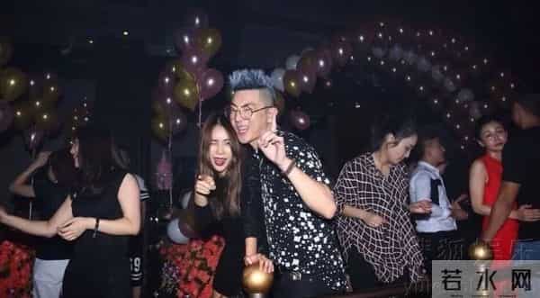 刘恺威爆新恋情，聊聊《美丽俏佳人》那些女主持…