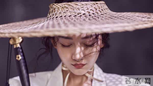 因“夜光剧本”丑闻打开知名度，“无情悔婚女”王鸥是怎样上位的