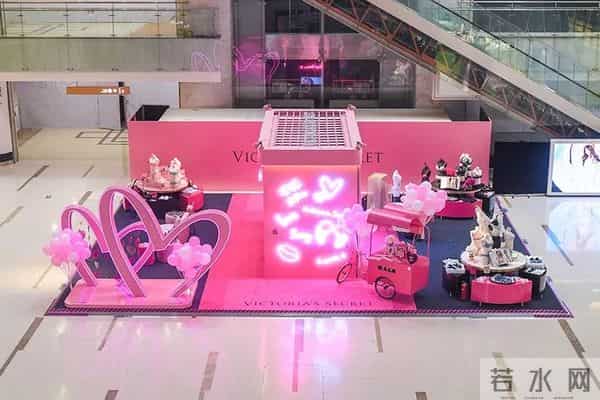 Lady Gaga也要出美妆？史上最时髦王妃今日大婚！