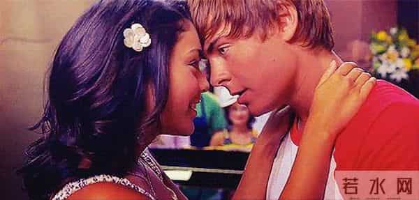 《歌舞青春》16年后演员现状：男主整容失败，女主绯闻缠身