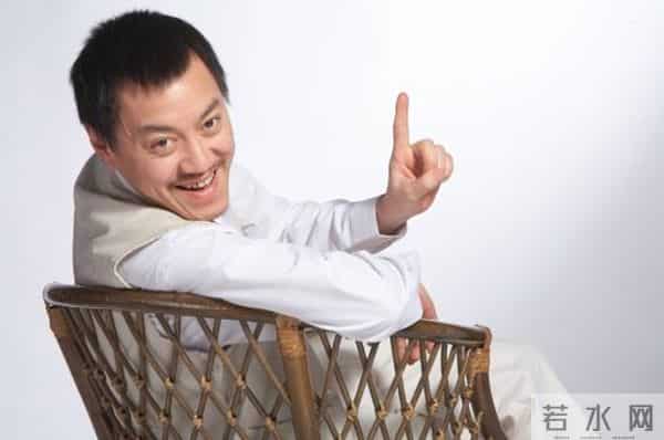 雪村：离过一次婚，2婚娶小13岁娇妻，和父亲相爱相杀