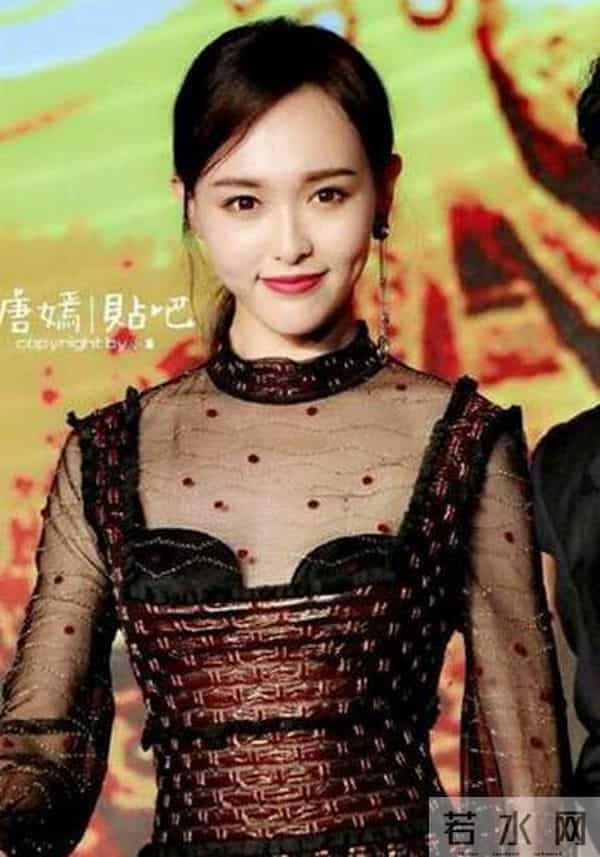 明星穿透视装，唐嫣显胸小，范冰冰最会穿，章子怡却走光！